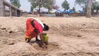 Water crisis started deepening: There was an outcry due to water shortage in Garhwa, problems increased due to drying up of rivers and streams.