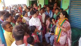 Arjun Munda's wife took charge: Meera Munda's campaign in Seraikela, visited many areas of Khunti Lok Sabha