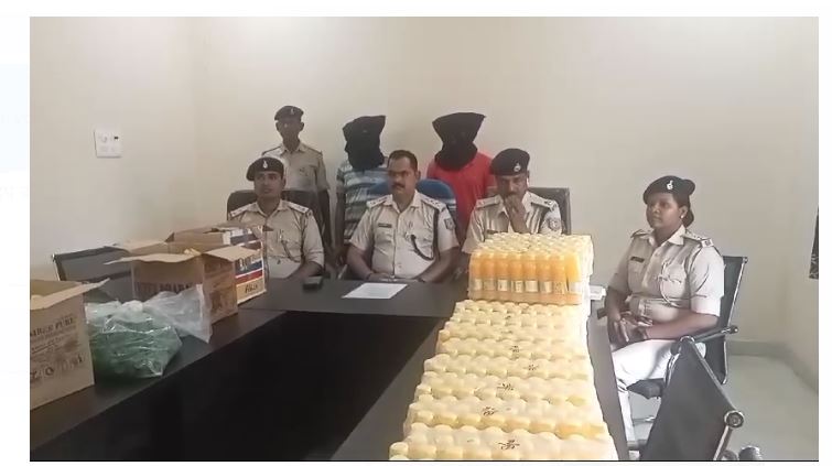 nakali paipadartha banane wali mini factory ka bhandafore 