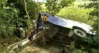  Bus full of passengers overturned in Khagaria