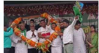 mukhyamantri ne dhanbad mai kiya chunavi sabha 