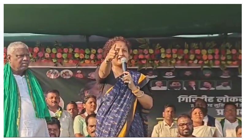 bokaro mai kalpana soren ne kiya chunavi sabha