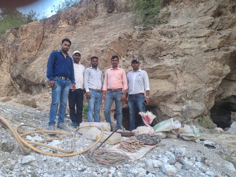  Action against illegal mica mining in Giridih