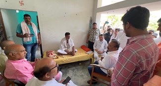 Minister Ashok Choudhary went to Majhauli village of Vaishali and met the family members of late BN College student Harsh Raj, JDU leader Chhotu Singh