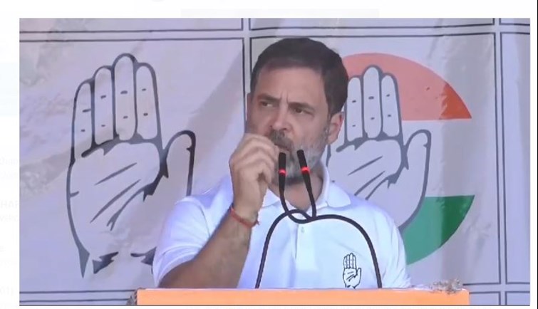 baghmara mai rahul gandhi ne modi sarkaar per jamkar barse 