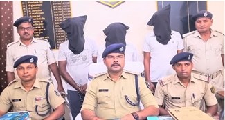 Three criminals who demanded extortion of Rs 50 lakh from a businessman arrested in Bettiah