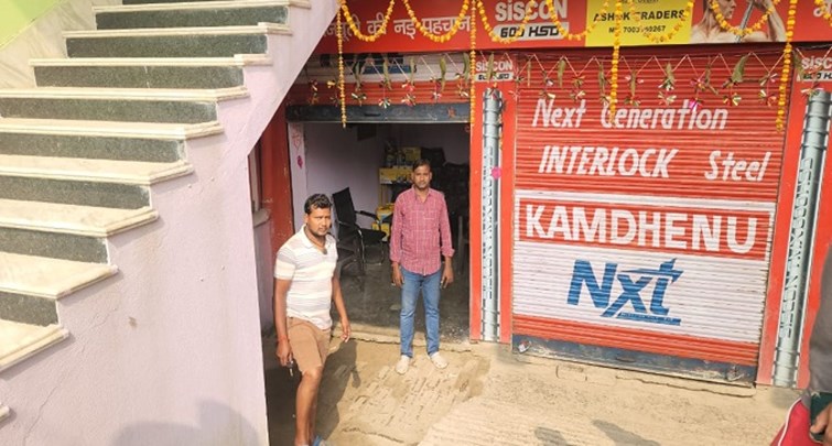  Locks of three shops broken in a single night in Nawada