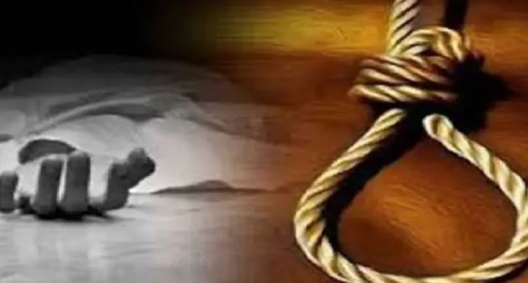 Female policeman commits suicide by hanging herself in Gaya