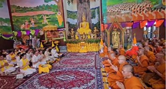  Chivardan ceremony organized in the courtyard of Laos Monastery