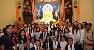  Chinas womens hockey team reached Mahabodhi Temple