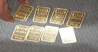 Two arrested with 8 gold biscuits worth Rs 60 lakh in Buxar