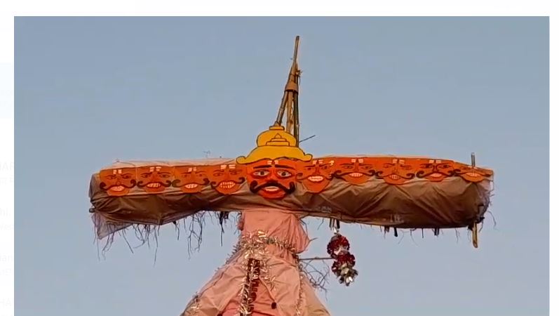 latehar mai ahankar rupi rawan ka huwa dahan