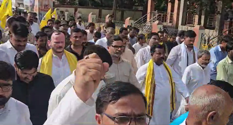 Jan Suraj candidates from Belaganj and Imamganj filed nomination forms.