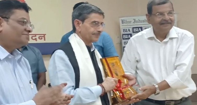  Tamil Nadu Governor gave mantras for success
