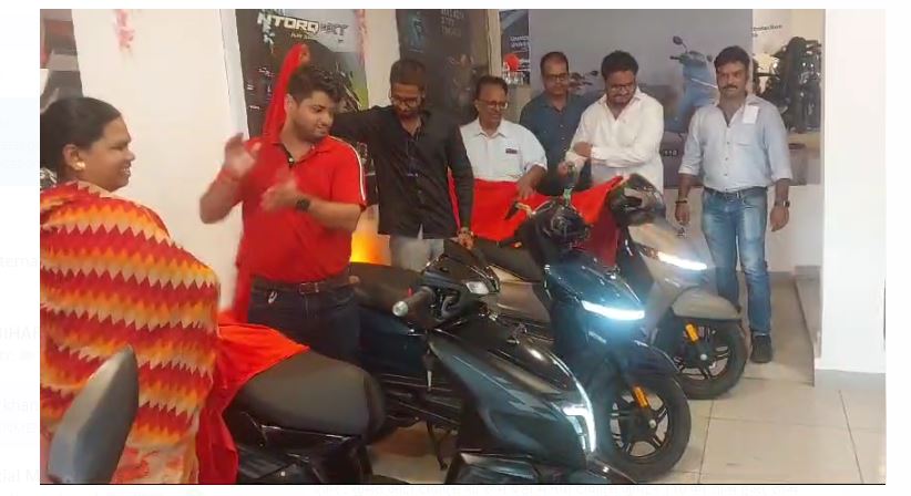 grahkon ke liye sunahra awasar 