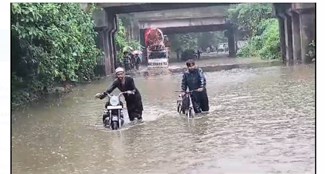 bokaro mai baarish se kayi ilaakon mai jal jamaw