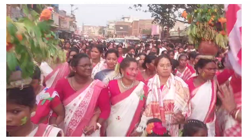 ranchi ke bero mai dhumdham se mana sarhul