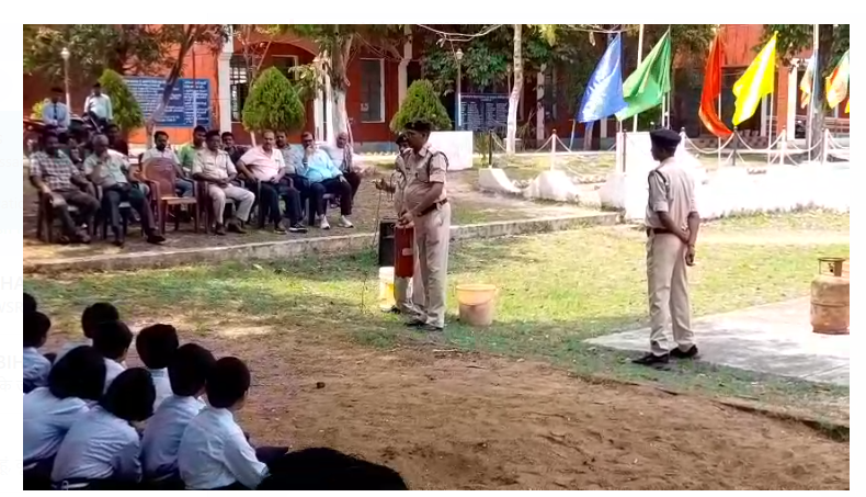 latehar mai agnishaman vibhag ka seva sapataah jaari 