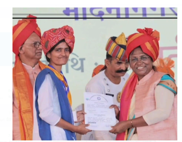 garhwa ki beti ne kiya kamal