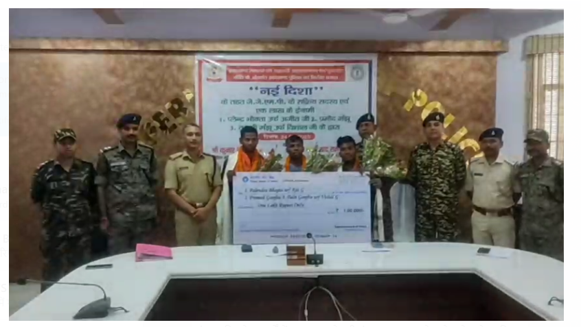 latehar mai jjmp naxali sangathan ko laga tagra jhatka