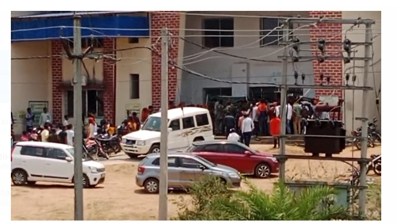 kisan janata parti ne kiya jamkar bawal 