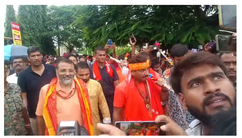 sansad manoj tiwari ka kanwar yatra