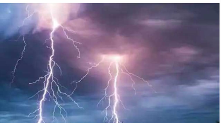 palamu mai vjrapaat ka kahar