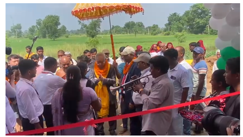 gaaw mai khushi ka mahol