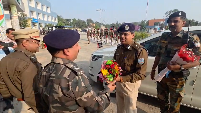 IG Sunil Bhaskar reached Giridih, held review meeting with officials