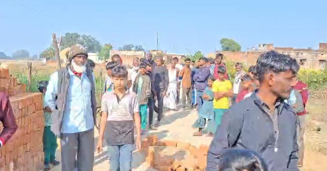 One injured, head, Panchayat people and police reached the spot