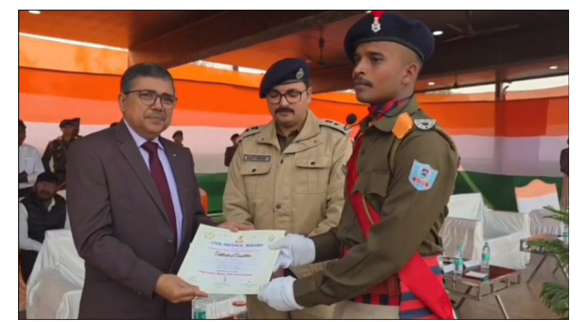 bokaro mai navniyukti gramin police ka paran pared 