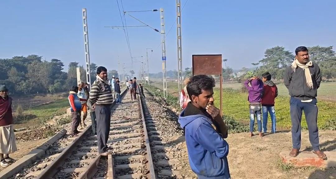 An elderly man died after being hit by a train in Supaul; the accident occurred during his morning walk, and his head was severed from his body.