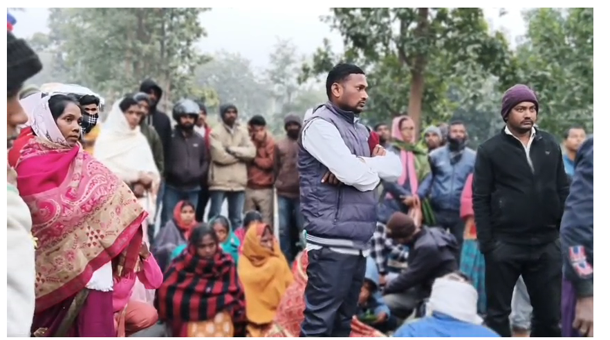 latehar mai lapata youwak ka shav baramad 