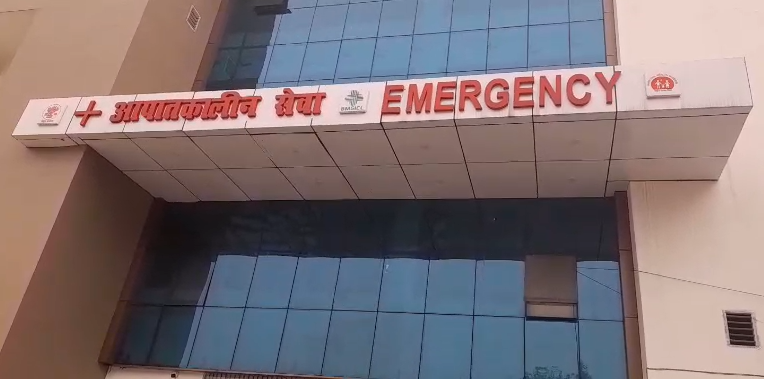 In the Purabsarai police station area of ​​Munger, a grocery store owner shot an e-rickshaw driver; his condition is serious.