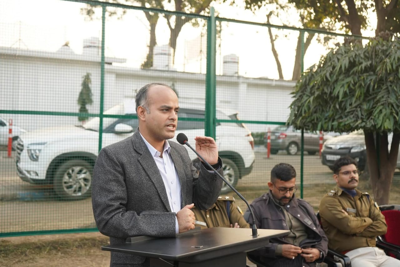 Preparations for the President's visit to Jamshedpur are complete; the administration has issued an alert.