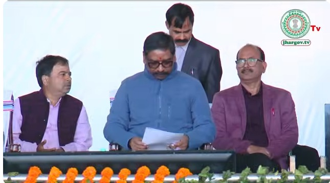 cm hemant ne youwaon ko di badi saugaat 