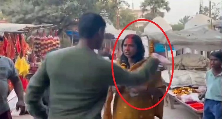  Video of fight between Inspector and female constable in Nawada goes viral