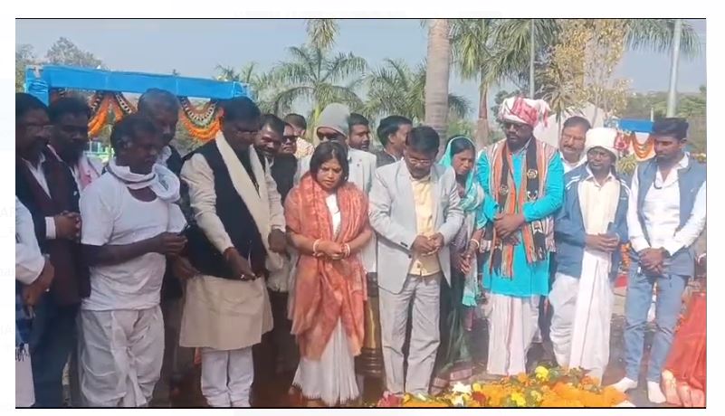 purwa cm arjun munda pahunche kharsawan shahid asthal