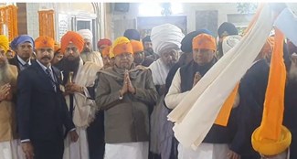 bihar ke cm nitish kumar pahunche patna sahib 