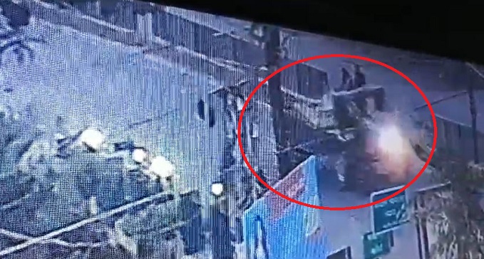  Tractor laden with sand crushes girl student in Nawada