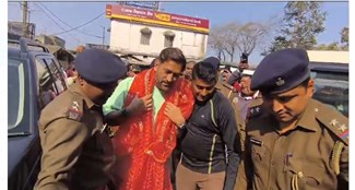 mahendra singh dhoni pahunche diuri mandir