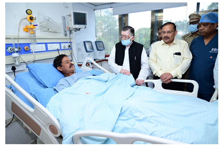 rajyapal santosh gangwar pahunche kuresta aspataal 