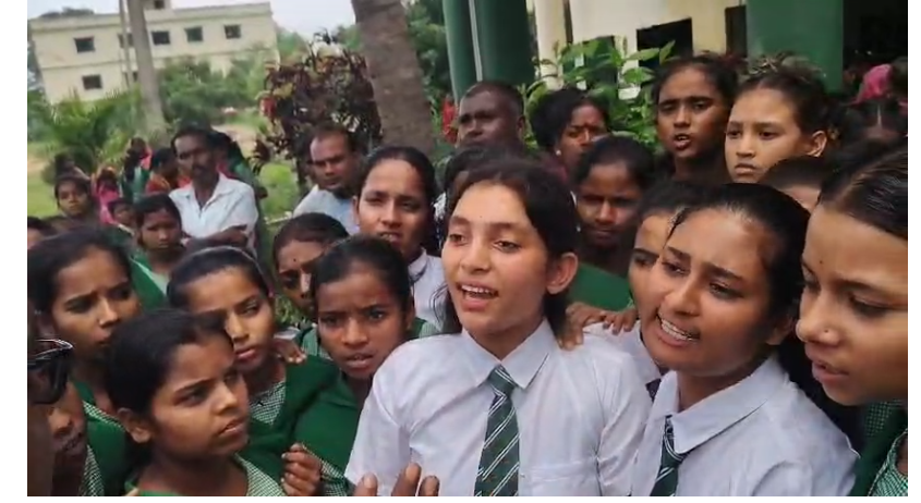 chhatraon ka futa gussa 