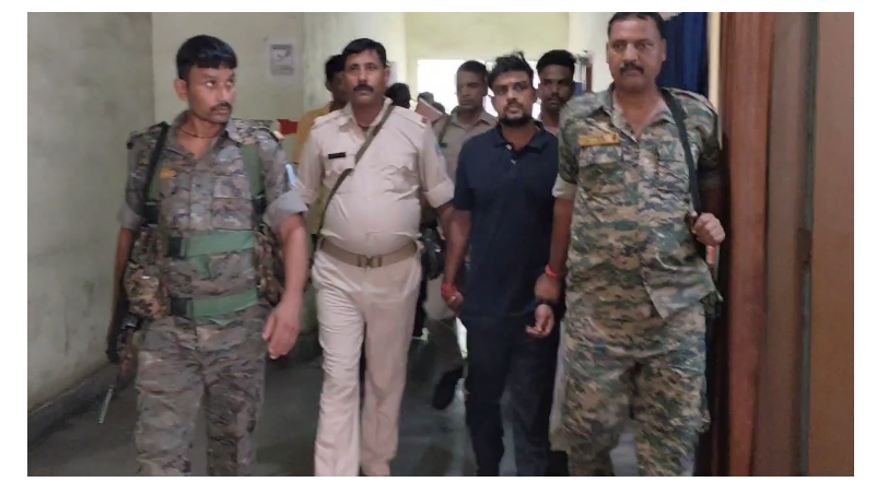 acb ki team ne ki badi karrawai 