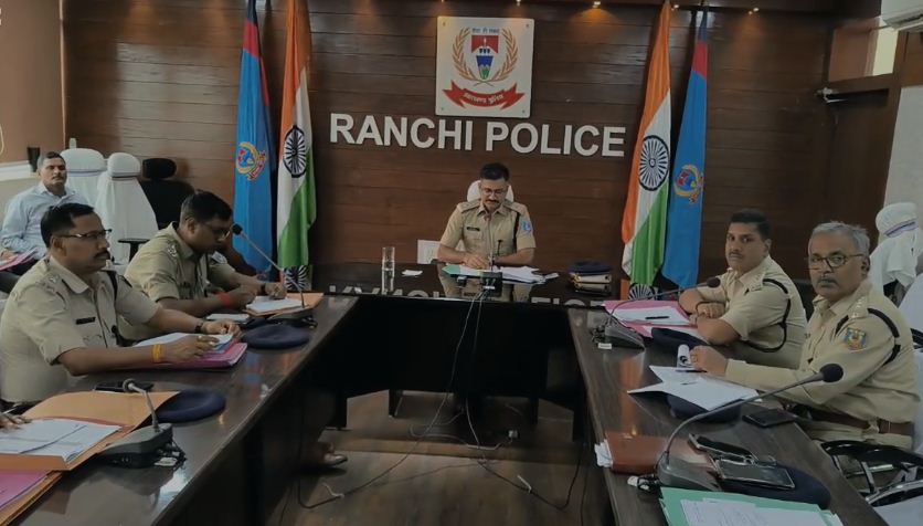 Ranchi police took big action to control crime, Rural SP Praveen Pushkar held a meeting