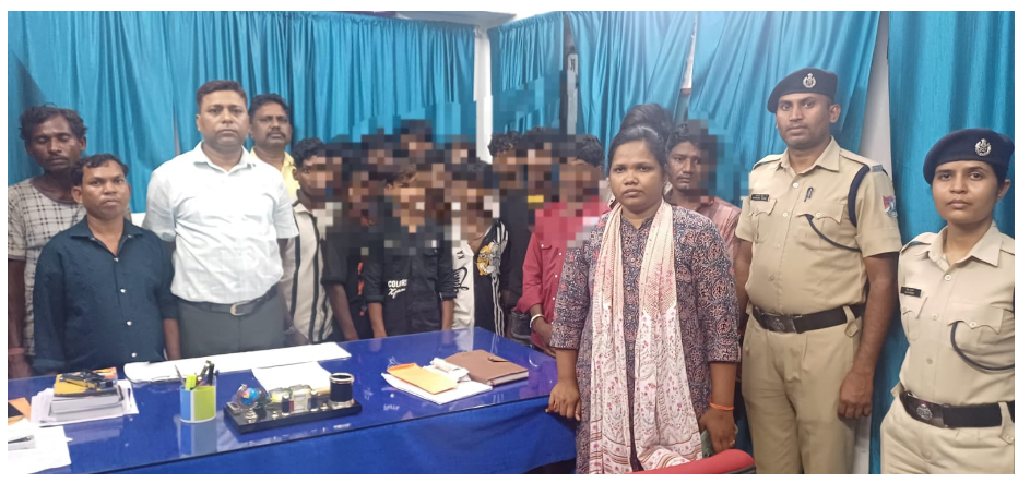 koderma mai bal taskari ke virudh badi karrawai 