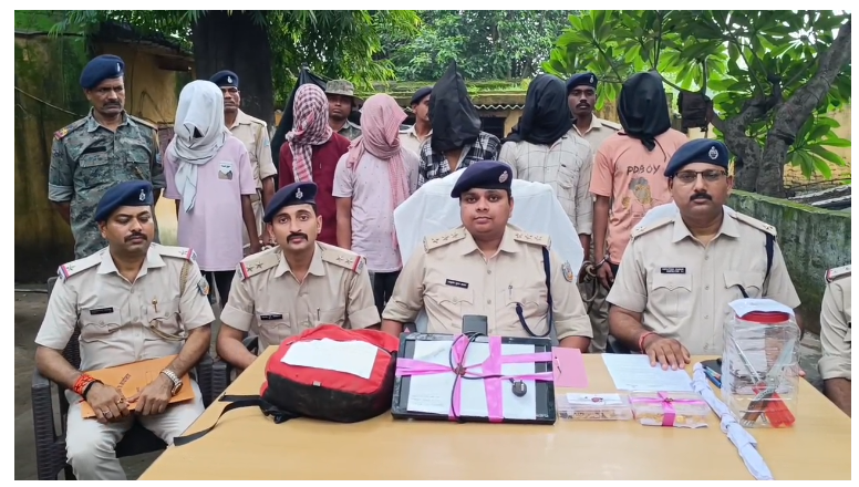 jwelri dukan mai chori ka khulasa