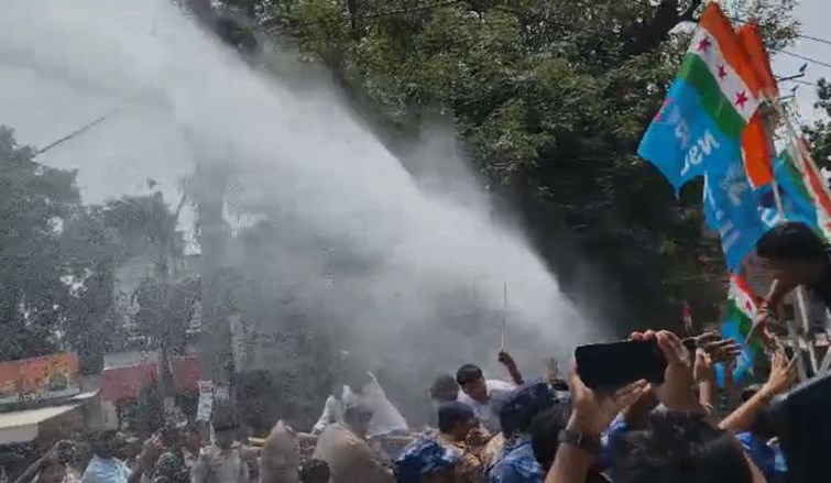 Police used water cannon