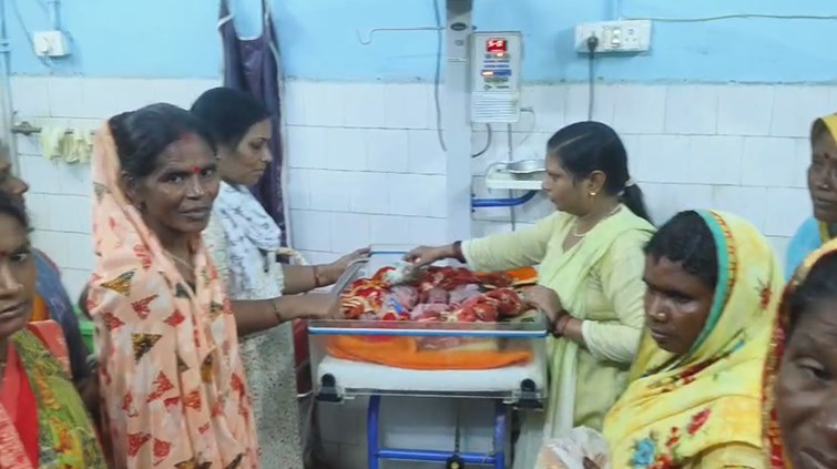 Mother gives birth to three children simultaneously in PHC, topic of discussion in the area