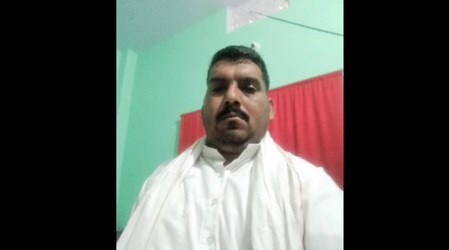 Body of notorious bounty hunter W Yadav reached Sandalpur village for last rites. Body of notorious bounty hunter W Yadav reached Sandalpur village for last rites.